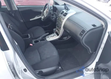 2010 Toyota Corolla S из США, поврежденный, VIN 2T1BU4EE7AC272321